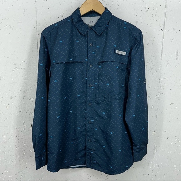Realtree Men’s size Small Blue Premier Fishing Guide Long Sleeve Shirt - Picture 2 of 13